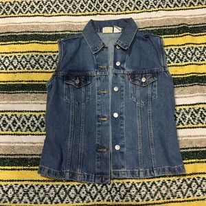 Levis red tab Denim jean Vest women m